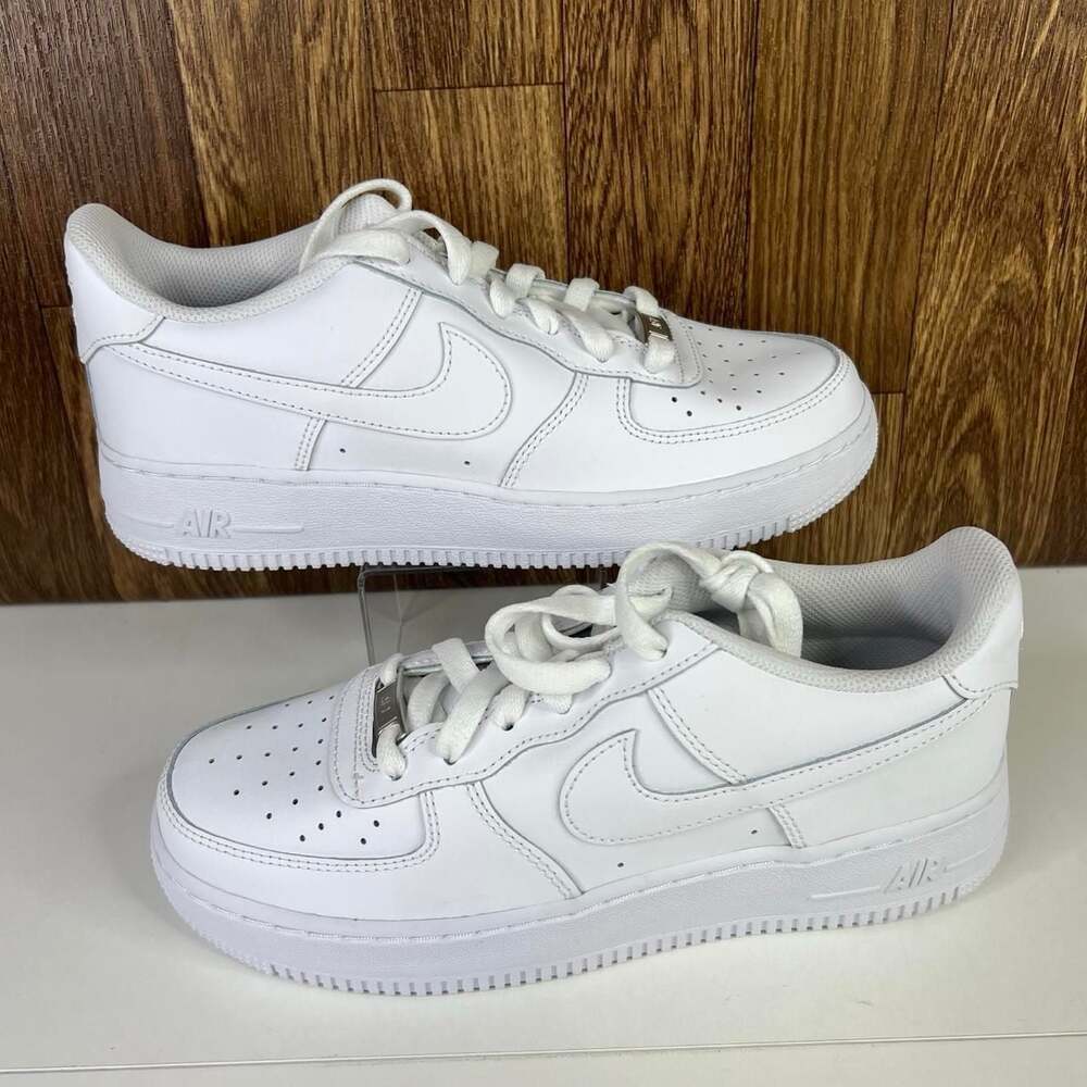 Nike Air Force 1 Low Triple White Sneakers